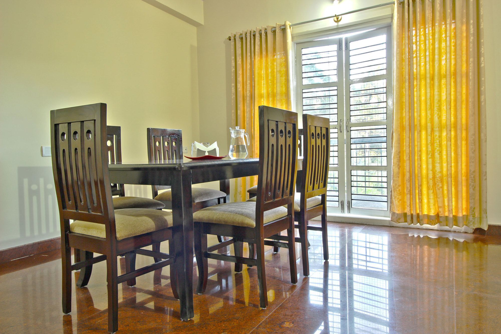 The Banjaara Suites Bangalore Eksteriør bilde
